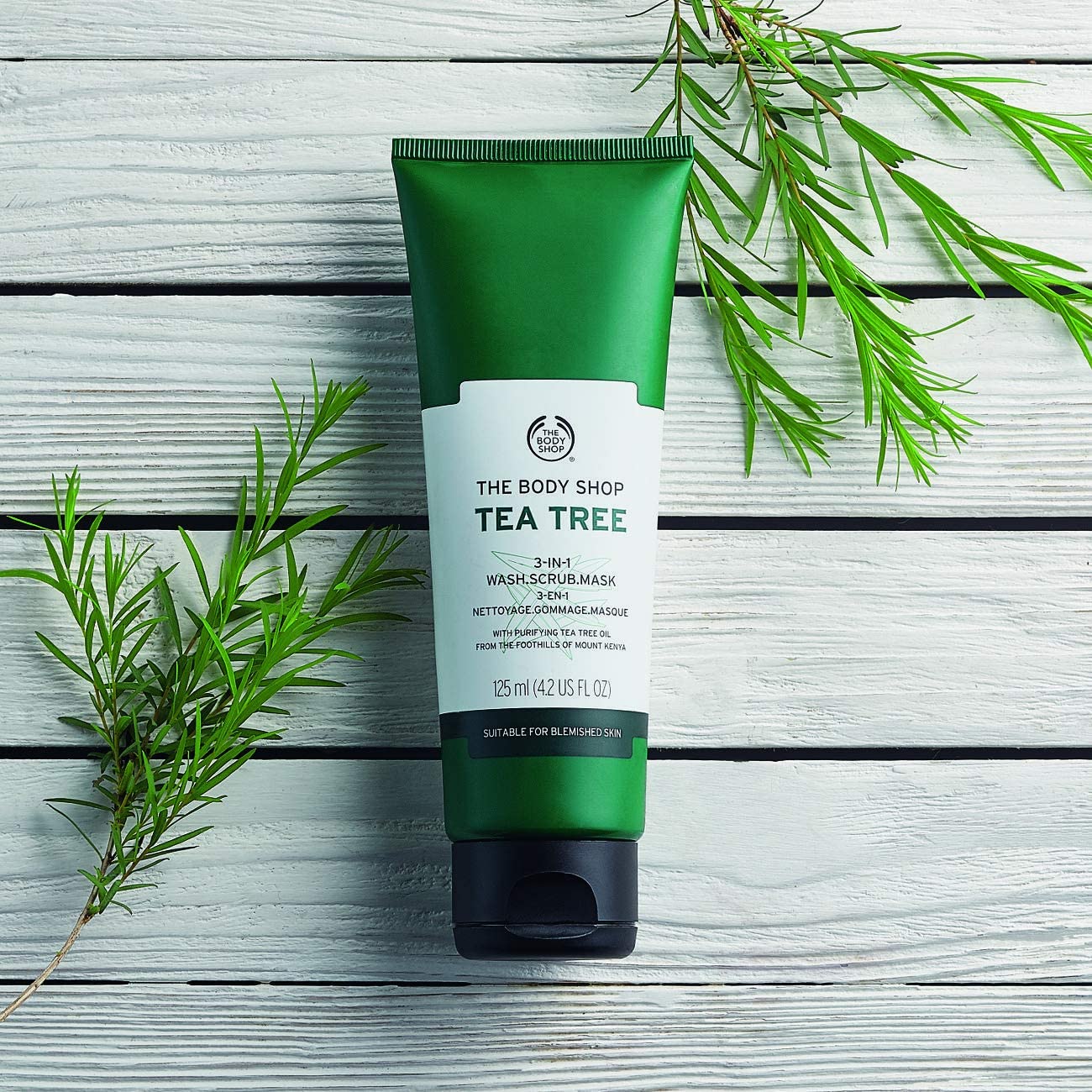 The Body Shop 3-en-1 Nettoyage Gommage Masque Arbre à Thé