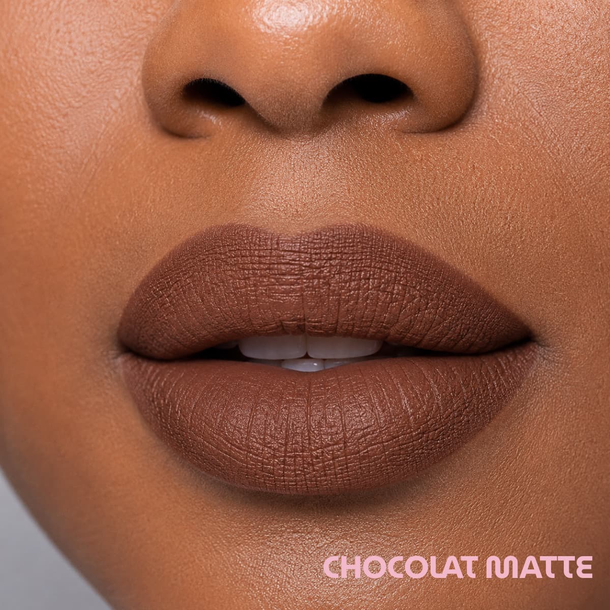 BintaBeauty Gloss à Lèvres finition matte - Chocolat