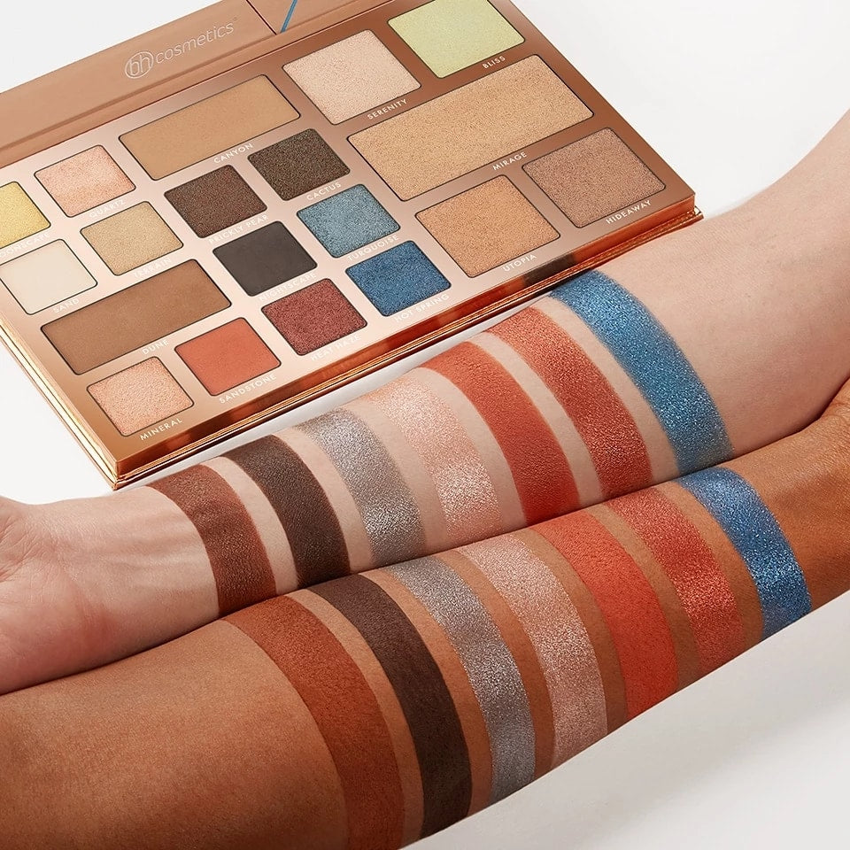 BhCosmetics Desert Oasis Palette Fards à Paupières et Highlighter