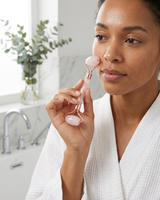 Rouleau de Massage Facial Pierre de Jade – Anti-âge & Éclat | BintaBeauty