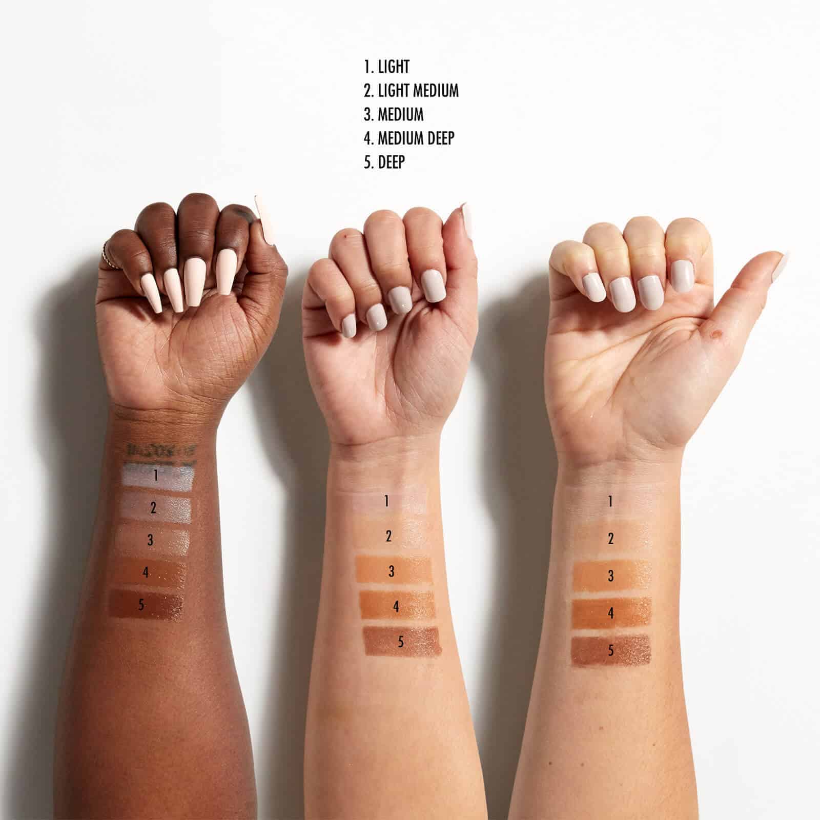 NYX Bare With Me Sérum teinté lumineux - Deep