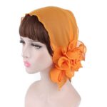 Foulard en Crêpe avec Fleur détachable – Image 2