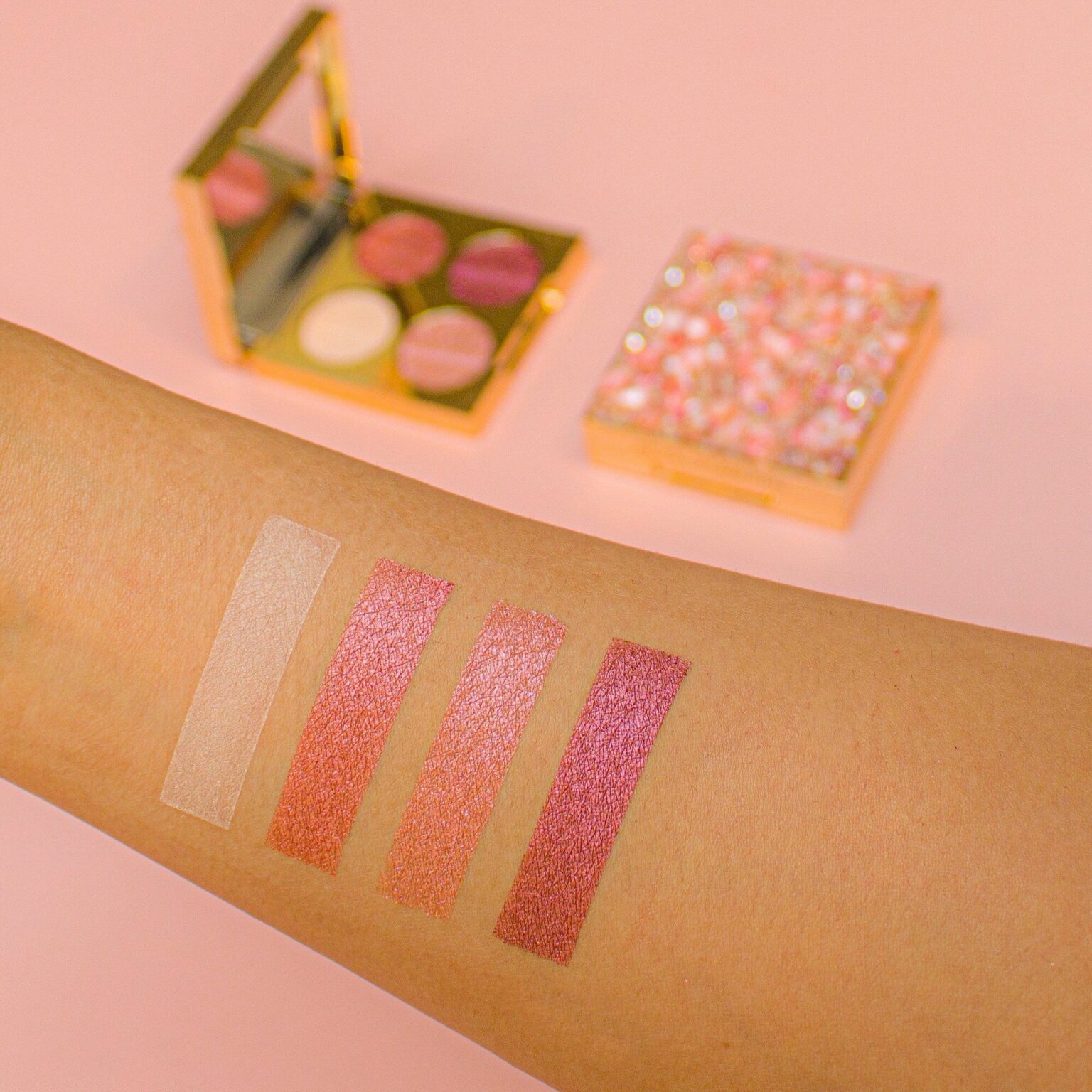 Revolution Pro Quartz Crush Eyeshadow Palette – Image 2