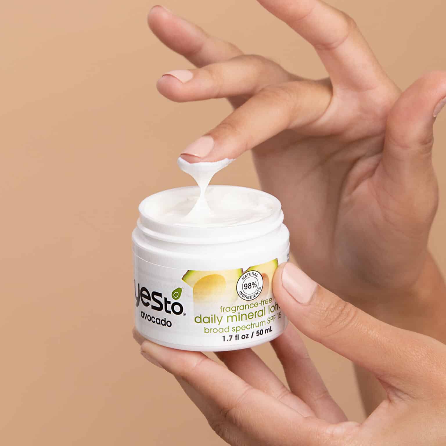 Yes to - Crème Solaire Visage Minérale sans Parfum - SPF15 – Image 3