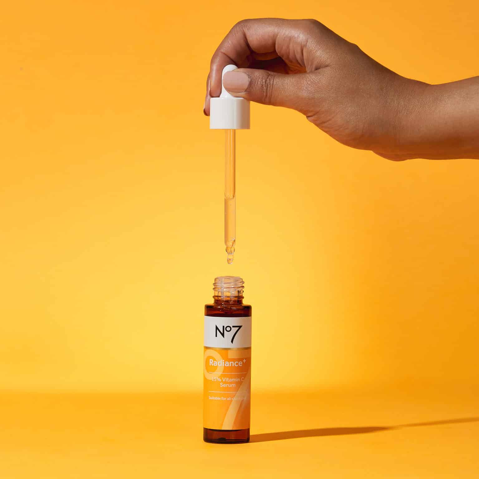 No7 Radiance+ 15% Vitamin C Natural Glow Serum – Image 3